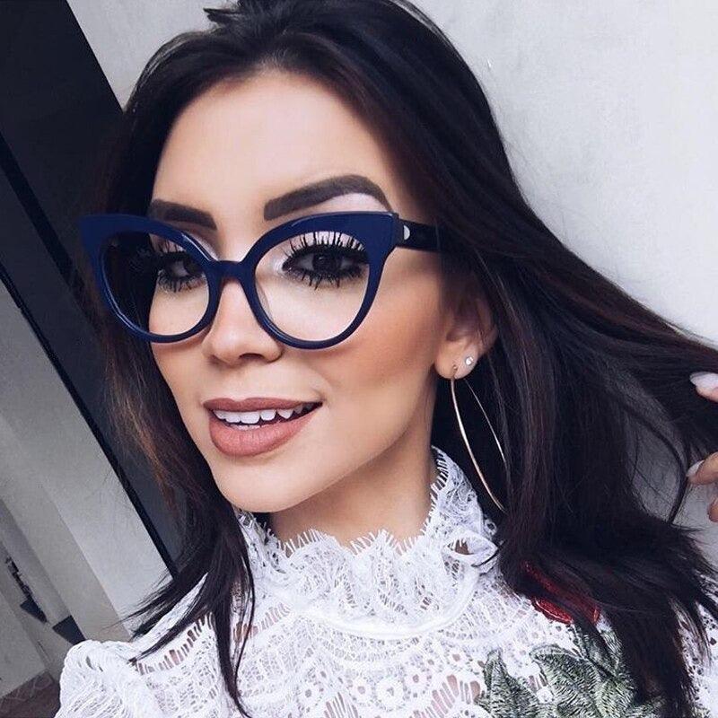 Amirah Eyeglasses - Tha Shade Eyeglasses