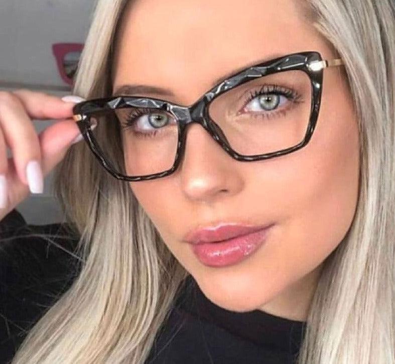 Annalise Eyeglasses - Tha Shade Eyeglasses