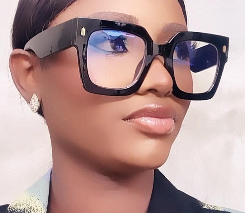 Aubriella Eyeglasses - Tha Shade 0