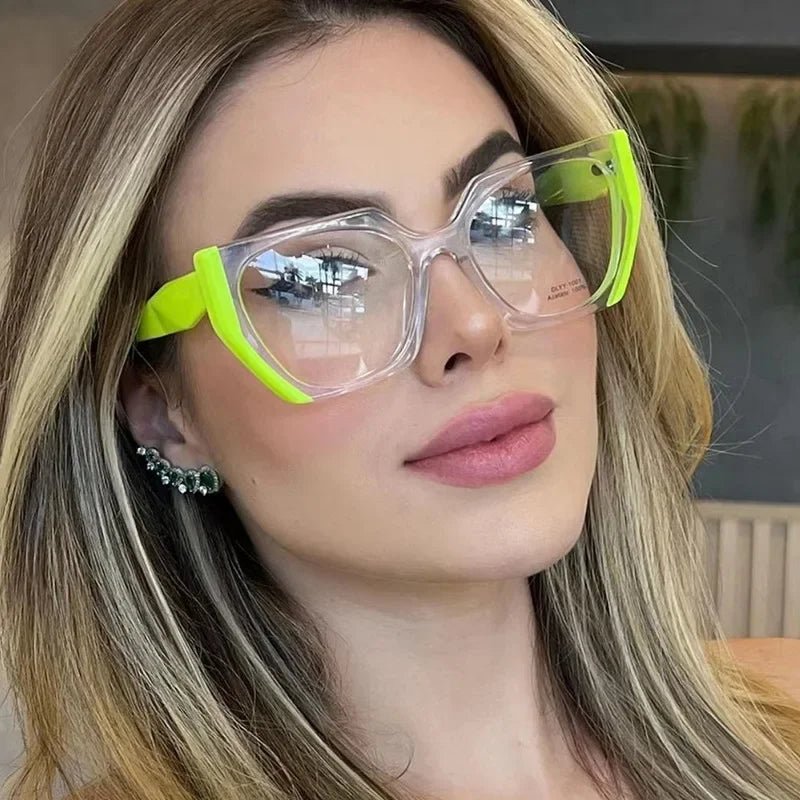 Elizabeth Eyeglasses - Tha Shade Eyeglasses
