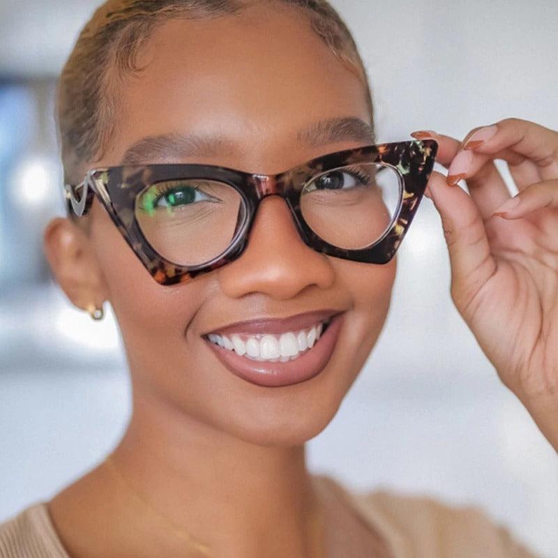 Evelyn Eyeglasses - Tha Shade Eyeglasses